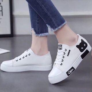 Giày bata mèo