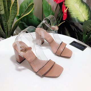 Giày sandal gót vuông