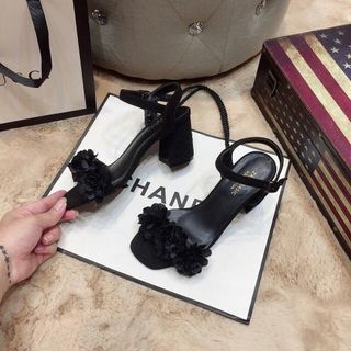 Giày sandal got hoa
