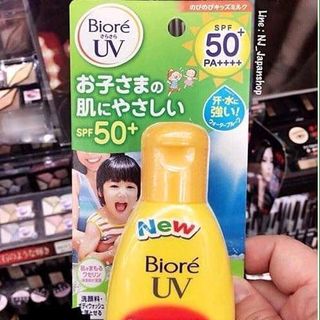 kem chống nắng BiORE cho bé yêu