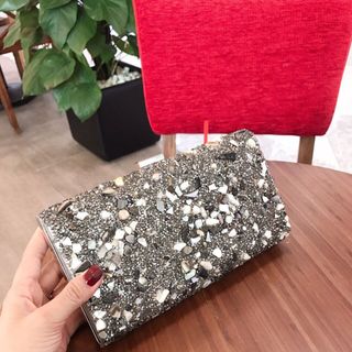 Ví đá dự tiệc