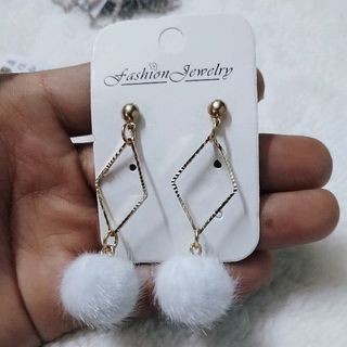 bông tai thoi cục bông dễ thương mạ bạc S925