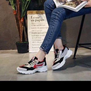 giày độn đế mũi tên