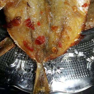 Cá khô chỉ tẩm