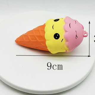 Squishy kem ốc quế