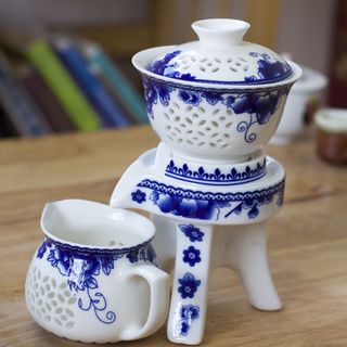 Bộ trà thấu quang Hoa Xuân độc đáo