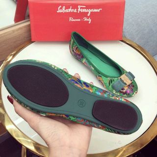 Giày búp bê lụa thêu hoa cực xinh