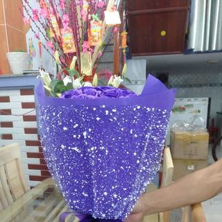 Hoa hồng sáp thơm bó 33 bông