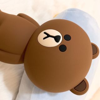 HỘP BÚT SILICONE GẤU BROWN LINE