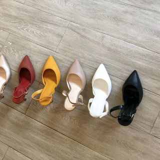 Giày bít mũi hở gót siêu xinh