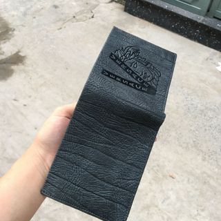 VÍ DA BÒ TẠI XƯỞNG VÂN GỖ