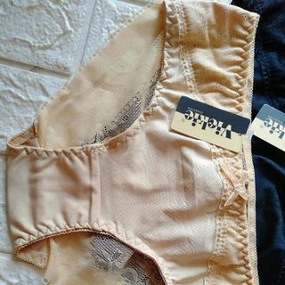 Quần thun lạnh phối ren Vickie 668
