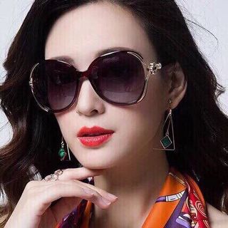 Mắt kinh đính đá