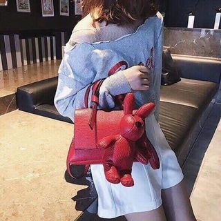 Túi da kèm gấu to