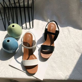 Giày sandal gót trụ 6p kiểu mới cực sang