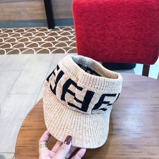 Nón len hở