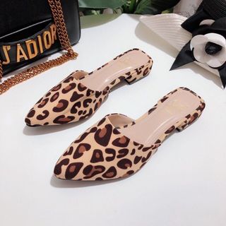 Dép sục beo