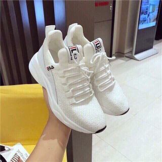 Giày btaaa