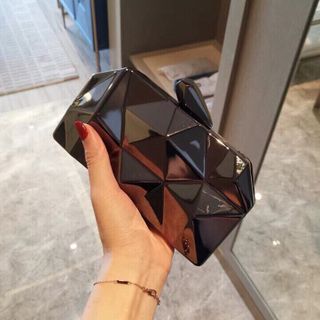 Vi du tiệc 3D