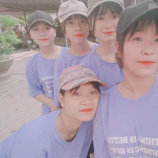 Áo phông thụng tay lỡ