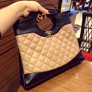 Túi hến cách điệu