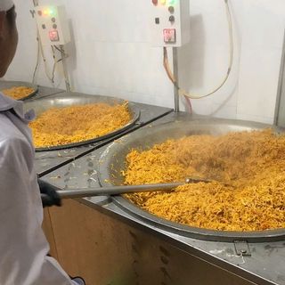 KHÔ GÀ LÁ CHANH