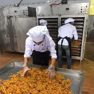 KHÔ GÀ LÁ CHANH