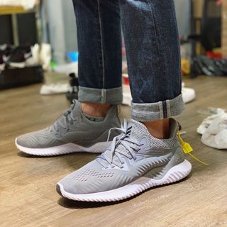 Alphabouce xám đế trắng hàng replica