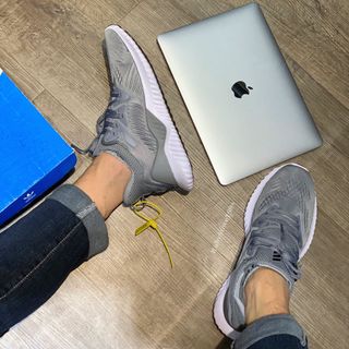 Alphabouce xám đế trắng hàng replica
