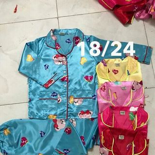 Bộ Pijama dài vải phi bóng