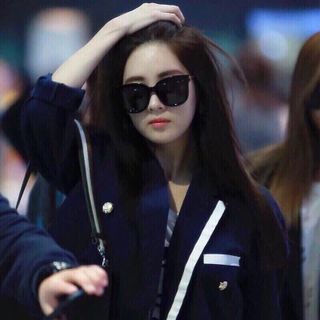 Mắt kính giá rẻ