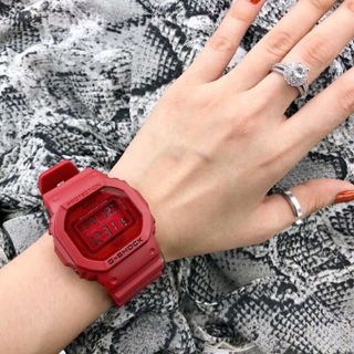 đồng hồ thể thao chống nước điện tử
