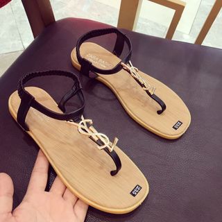 Giày sandal đon giản