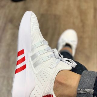 EQT trắng viền đỏ hàng replica