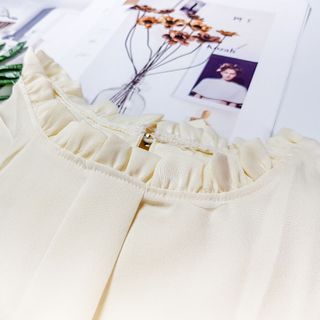 Áo kiểu cổ bèo babydoll