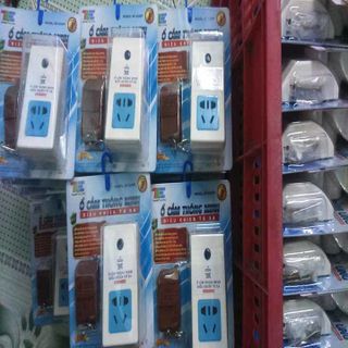 Ổ CẮM ĐIỀU KHIỂN 2200W