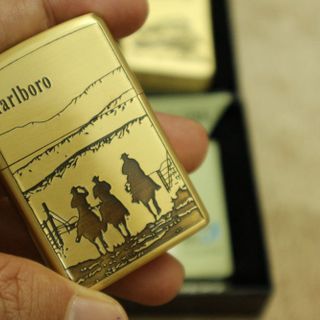 Zippo đồng Malbro