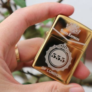 Zippo Vàng 555