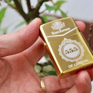 Zippo Vàng 555