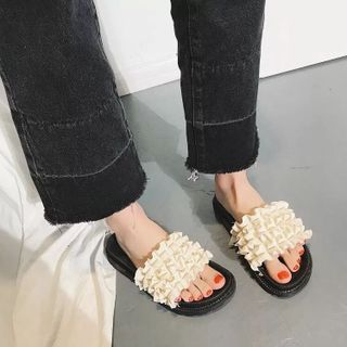 Dép quai ngang bèo xinh