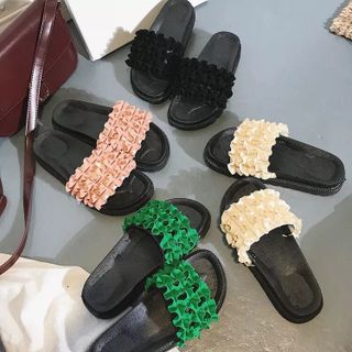 Dép quai ngang bèo xinh