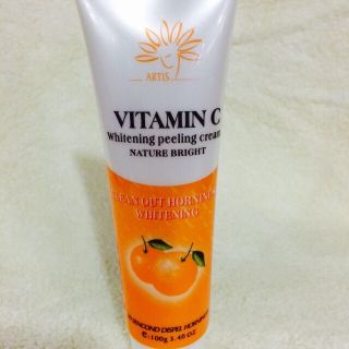 Tẩy da chết vitamin C