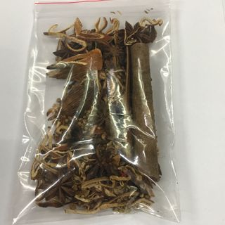 Nguyên liệu làm rượu mai quế lộ