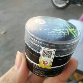 Lột mụn tinh than tre Lê Thanh