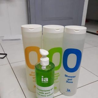 Gel tắm dưỡng da nhạy cảm da khô mụn của Tây Ban Nha