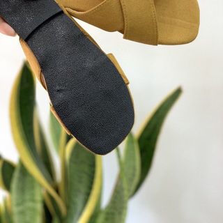 Dép bệt quai chéo vải
