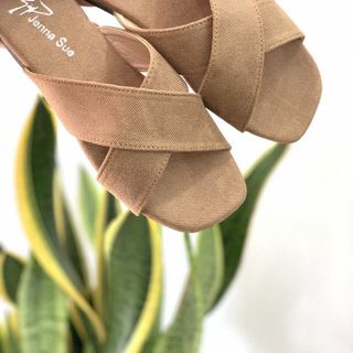 Dép bệt quai chéo vải