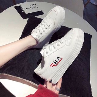 Giày bata