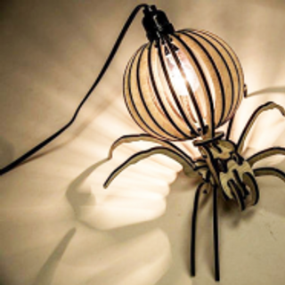 Đèn trang trí để bàn hình nhện giá sỉ