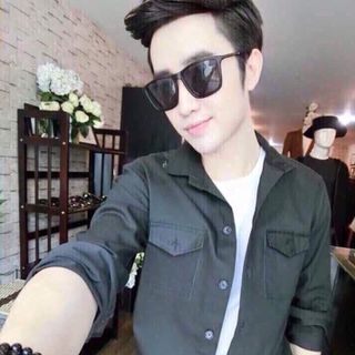Mắt kính gọng nhựa